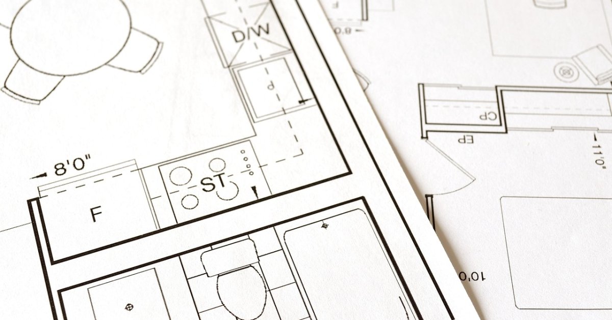 Bouwtekening van een woning met plattegrond, keukenindeling en maatvoeringen